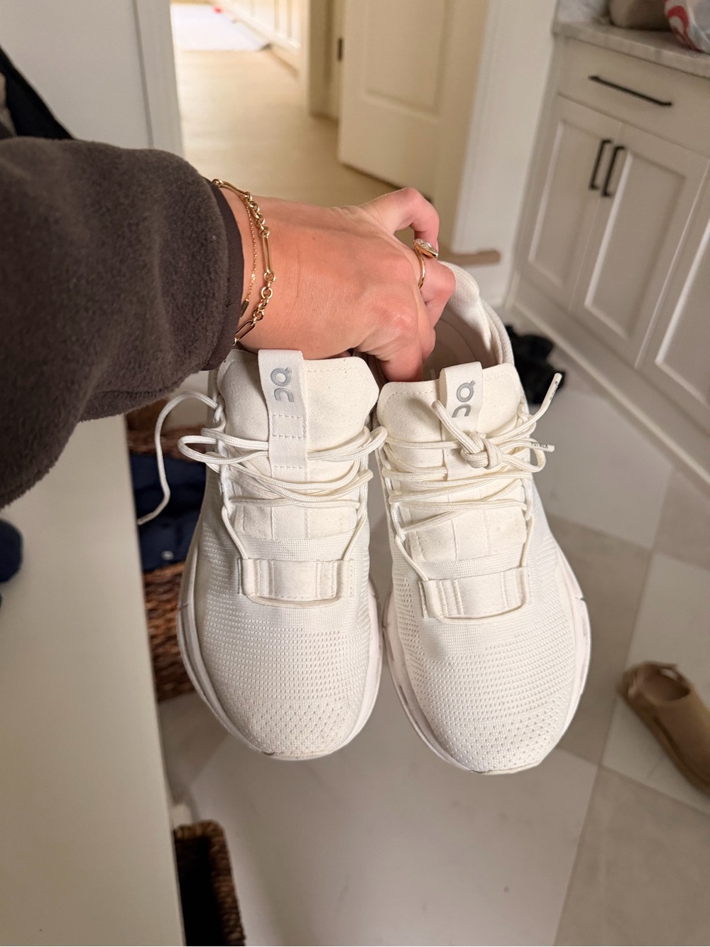On Running White Women's Athletic Sneakers